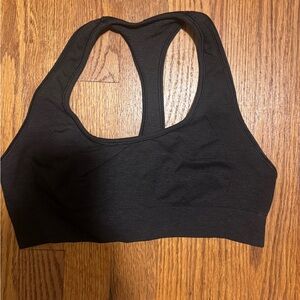 Lululemon sports bra size 6
